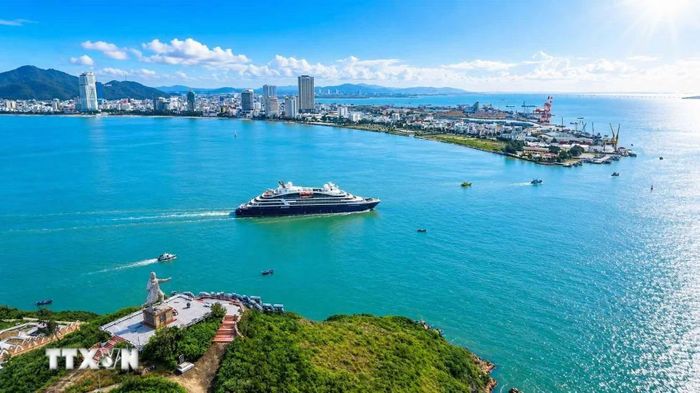Phát triển kinh tế biển. (Nguồn ảnh: TTXVN)