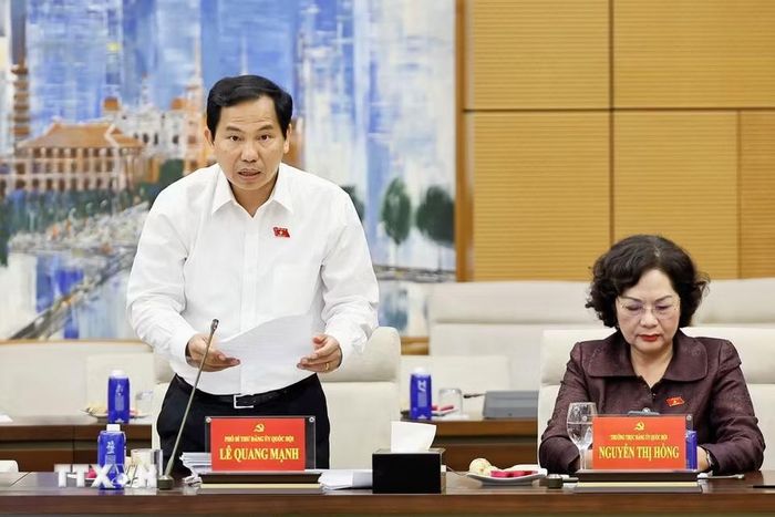 Phó Bí thư Đảng ủy Quốc hội Lê Quang Mạnh phát biểu. (Ảnh: Doãn Tấn/TTXVN)