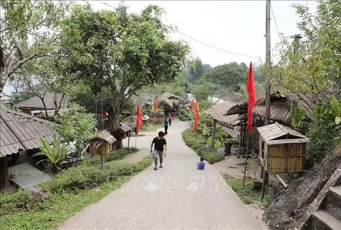 Với khí hậu mát mẻ quanh năm, Lao Chải đã trở thành điểm đến hấp dẫn của du khách trong và ngoài nước.