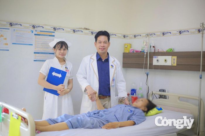 Cô gái 33 tuổi bị sét đánh giữa đêm giông.