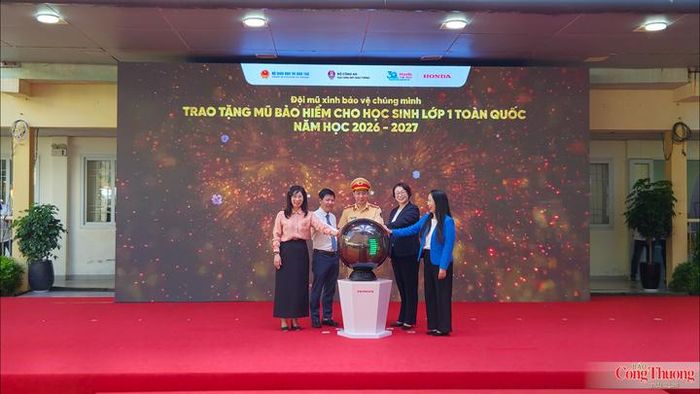 Chương trình có ý nghĩa đặc biệt to lớn, giúp các em học sinh thêm hiểu biết hơn về an toàn giao thông.