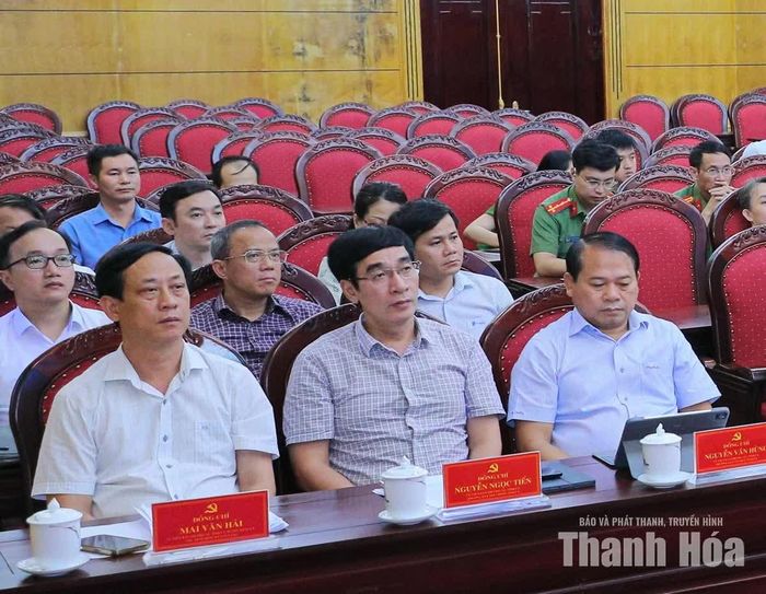 Đại biểu dự phiên họp tại điểm cầu Tỉnh ủy Thanh Hóa.