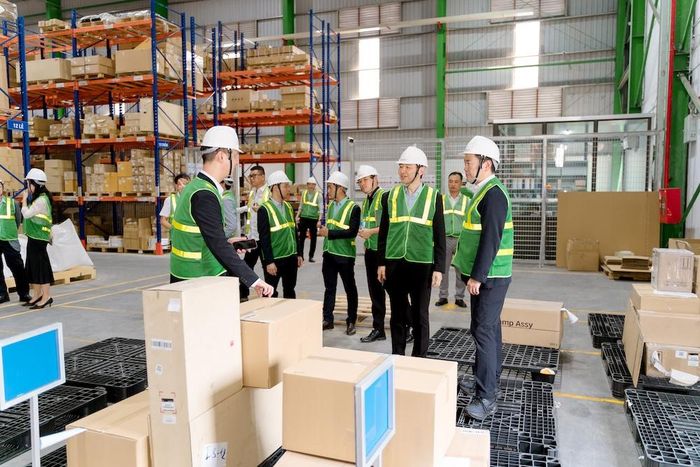 Bài toán "xe nằm xưởng chờ phụ tùng" vốn là nỗi ám ảnh lớn nhất của người dùng ô tô tại Việt Nam sẽ được giải quyết triệt để thông qua khả năng cung ứng chuẩn xác và ổn định khi hãng xe mở rộng kho phụ tùng.