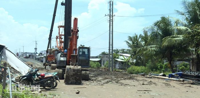 Dự án đường Hồ Chí Minh đoạn qua địa bàn xã Vĩnh Tuy.