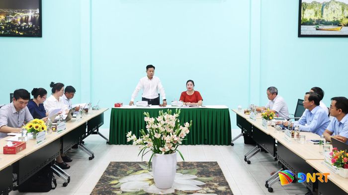 Quang cảnh buổi làm việc. Ảnh: NGỌC HÀ