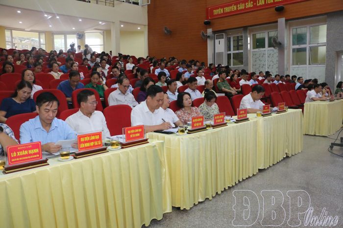 Các đại biểu dự hội nghị tại điểm cầu tỉnh.