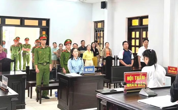 Bị cáo Thúy đã bị tuyên phạt 3 năm tù. Ảnh: ĐVCC