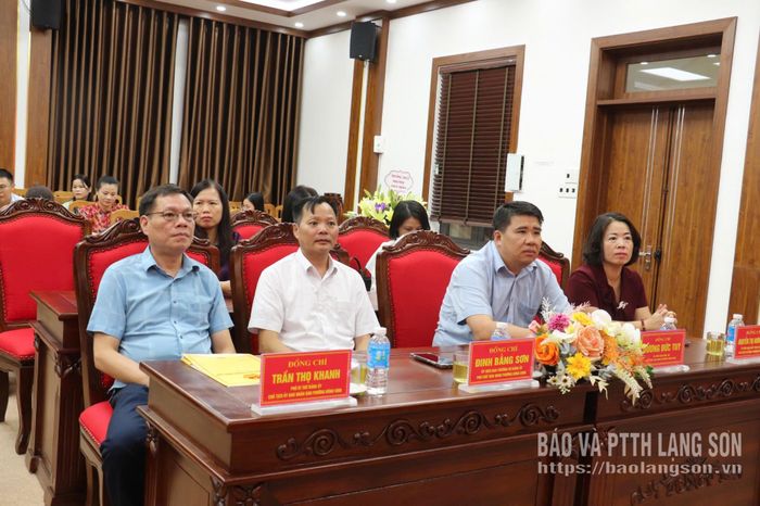 Các đại biểu tham dự hội nghị