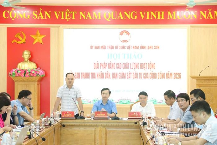 Đại diện Ban Dân chủ, Giám sát và Phản biện xã hội, cơ quan Ủy ban Trung ương MTTQ Việt Nam phát biểu tại hội thảo