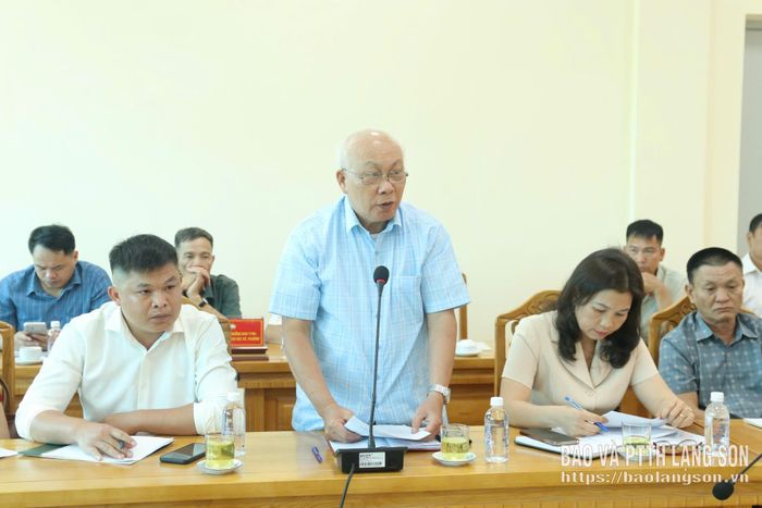 Đại biểu phường Đông Kinh phát biểu ý kiến tại hội thảo