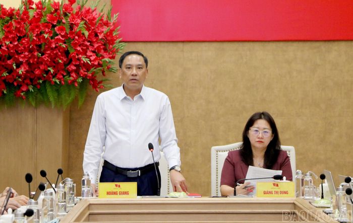  Đồng chí Hoàng Giang - Phó Bí thư Thường trực Tỉnh uỷ, Chủ tịch HĐND tỉnh phát biểu kết luận hội nghị. 