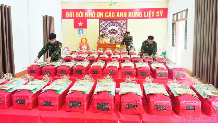 Tại nhà quàn Đại đội Trinh sát - Cơ giới 2 (phường Cam Đường), Đội Tìm kiếm, quy tập hài cốt liệt sĩ (lâm thời) thuộc Bộ Chỉ huy Quân sự tỉnh thường xuyên kiểm tra, bảo đảm điều kiện tốt nhất nơi lưu giữ linh cữu.