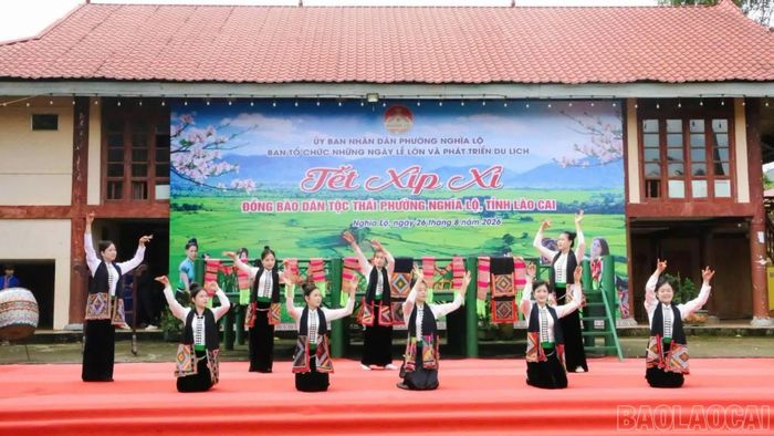 Các đội văn nghệ cơ sở thường xuyên luyện tập, biểu diễn, góp phần gìn giữ, truyền dạy những giá trị văn hóa truyền thống trong cộng đồng