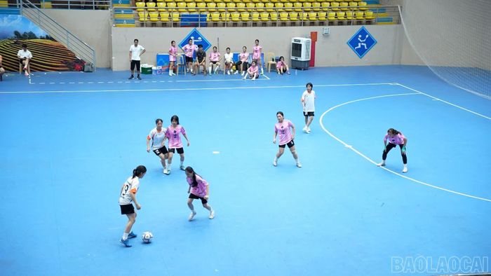 Chiến thắng 5-0 đưa Xã Tằng Loỏng vào trận chung kết Giải Bóng đá nữ tỉnh Lào Cai năm 2026.