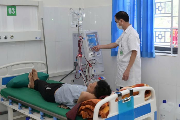 Từ năm 2024, Trung tâm Y tế khu vực Mường Khương đã làm chủ kỹ thuật thận nhân tạo, lọc máu chu kỳ cho bệnh nhân suy thận.
