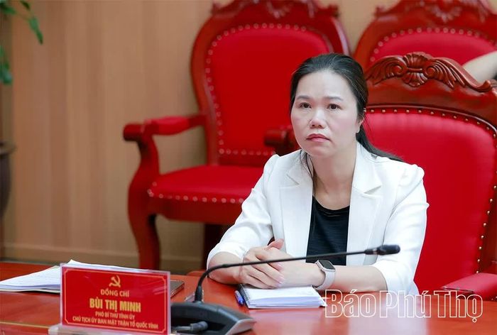 Đồng chí Phó Bí thư Tỉnh ủy, Chủ tịch Ủy ban MTTQ tỉnh Bùi Thị Minh tham dự hội nghị.