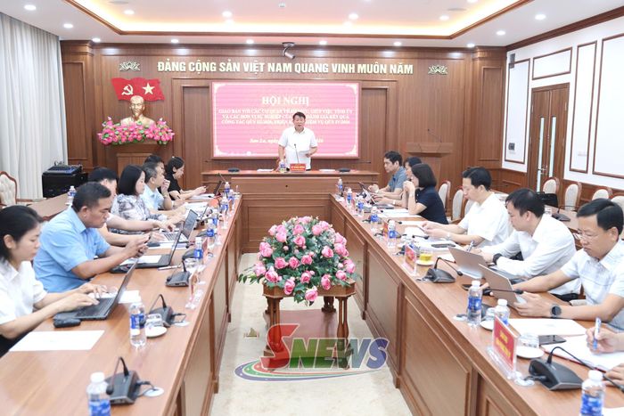 Toàn cảnh hội nghị.
