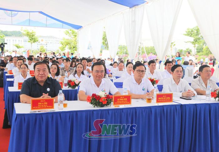 Các đại biểu dự Ngày hội.