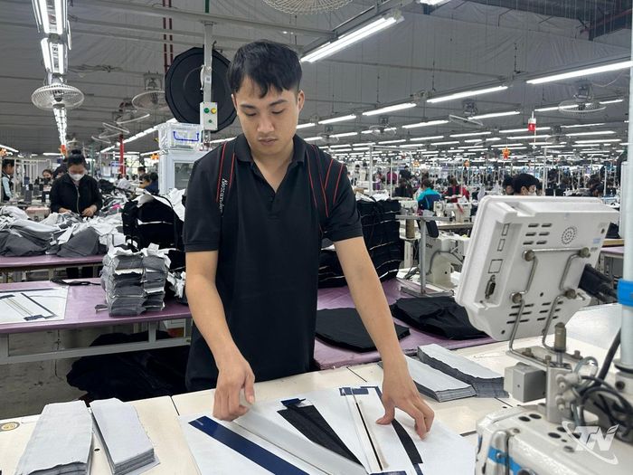 Công ty CP Đầu tư và Thương mại TNG Thái Nguyên là một trong những doanh nghiệp thường xuyên phối hợp với Trung tâm Dịch vụ việc làm tỉnh trong tuyển dụng, kết nối người lao động.