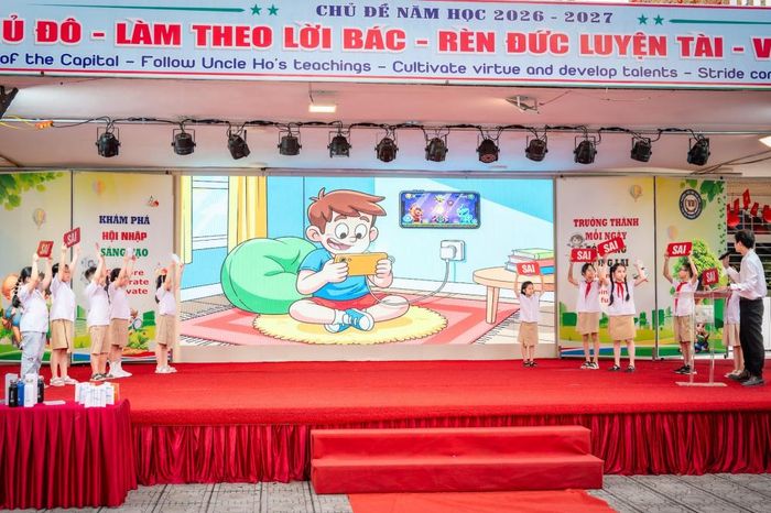  Tuyên truyền viên lan tỏa kiến thức sử dụng năng lượng tiết kiệm, hiệu quả. 