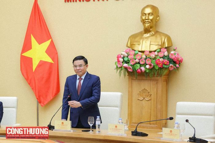 Bộ trưởng Bộ Công Thương Lê Mạnh Hùng phát biểu chỉ đạo tại buổi lễ