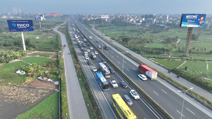 Các dự án đường bộ cao tốc Bộ Xây dựng kêu gọi nguồn lực đầu tư đã được phân tích, đánh giá mức độ ưu tiên cụ thể (Ảnh minh hoạ).