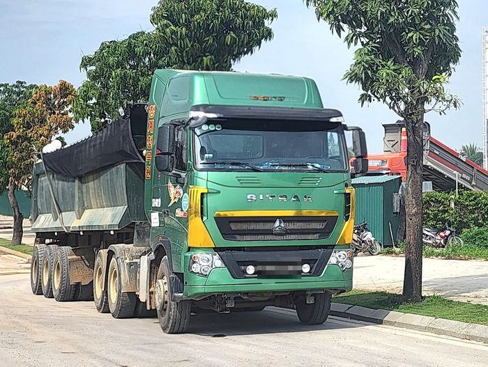 Trước đây, khi phù hiệu kinh doanh vận tải của doanh nghiệp hết hạn thì doanh nghiệp phải trực tiếp đến trụ sở cơ quan chức năng để đăng ký lại. Nay doanh nghiệp chỉ cần đăng ký hồ sơ qua hệ thống, nếu hợp lệ sẽ được tiếp nhận và hẹn trả kết quả sau 2 ngày.