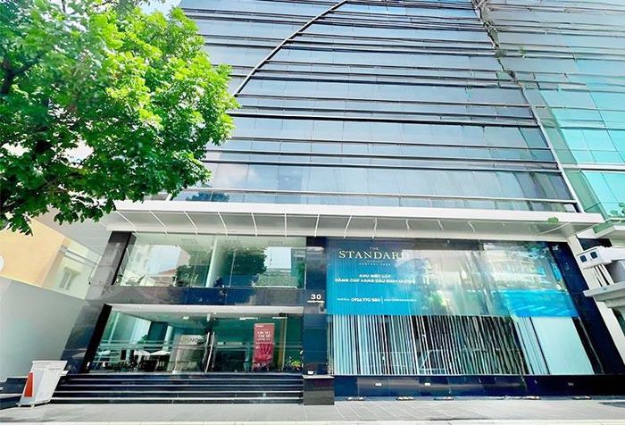 Công trình số 30, đường Nguyễn Thị Diệu, TP.HCM cho Công ty CP Đầu tư xây dựng Trung Nam thuê làm văn phòng.