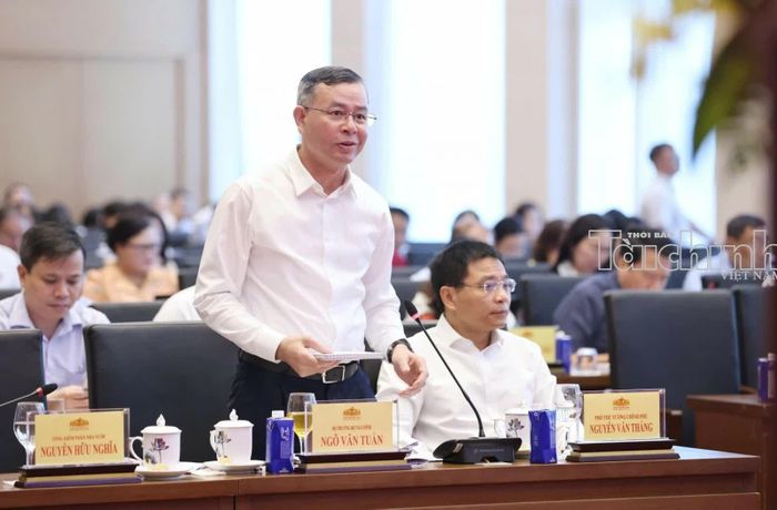  Bộ trưởng Bộ Tài chính Ngô Văn Tuấn cảm ơn các ý kiến tâm huyết, trách nhiệm, khoa học, thực tế của đại biểu Quốc hội và khẳng định, cơ quan soạn thảo sẽ nghiêm túc tiếp thu, giải trình đầy đủ các ý kiến đại biểu. Ảnh: Đức Thanh 