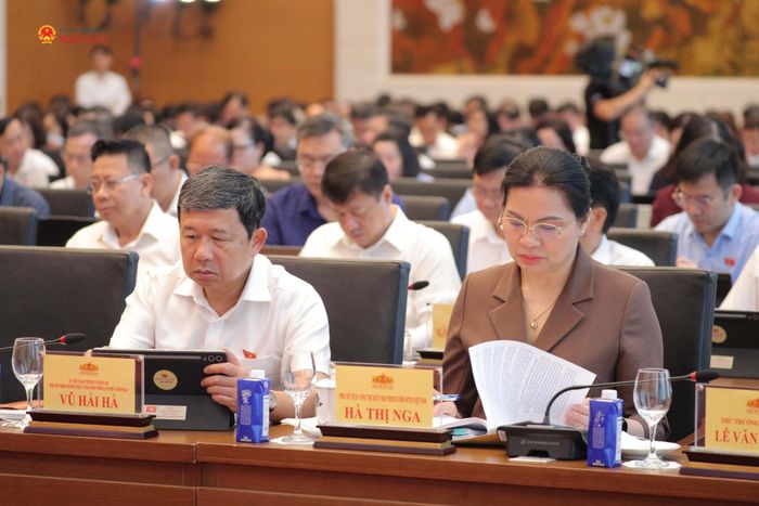 Các đại biểu dự hội nghị. Ảnh: Hồ Long