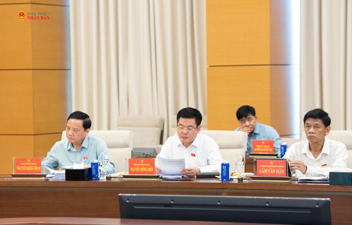 Các đại biểu dự Hội nghị