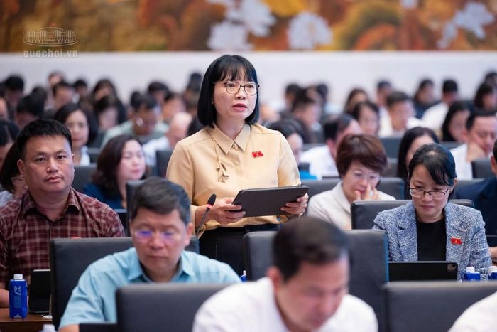 Đại biểu Nguyễn Thị Việt Nga (Đoàn ĐBQH TP Hải Phòng). Ảnh: quochoi.vn.