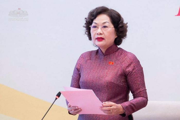 Phó Chủ tịch Quốc hội Nguyễn Thị Hồng kết luận phiên họp