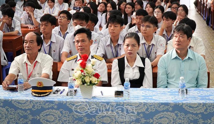Đại biểu tham dự hội nghị.
