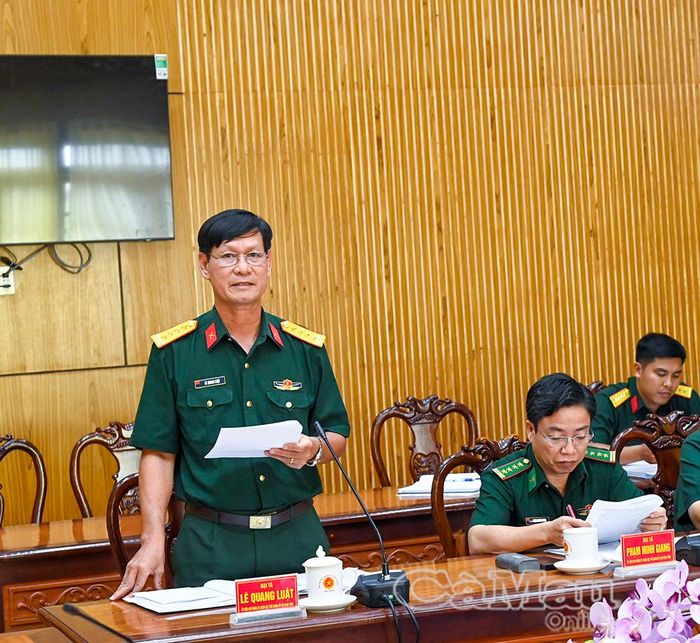  Đại tá Lê Quang Luật, Phó Chính uỷ Bộ CHQS tỉnh báo cáo kết quả thực hiện nhiệm vụ tháng 9 và thông qua dự thảo kết luận lãnh đạo thực hiện nhiệm vụ tháng 10/2026.