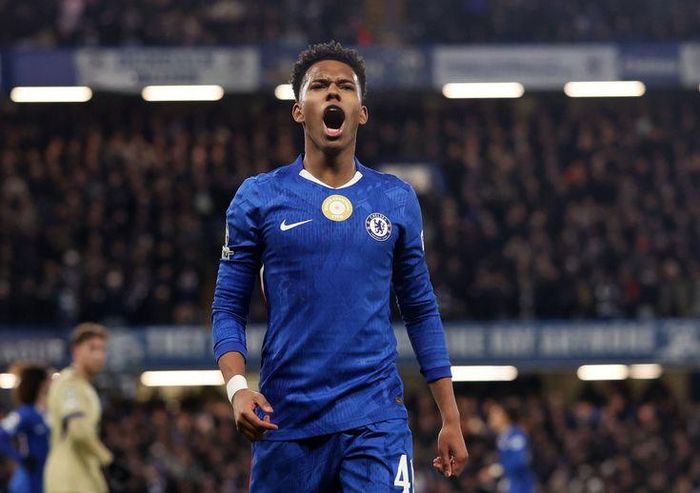 Barcelona dành sự quan tâm đặc biệt cho Estevão Willian