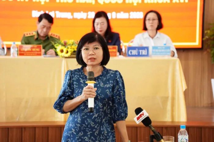 Đại diện cử tri nêu ý kiến
