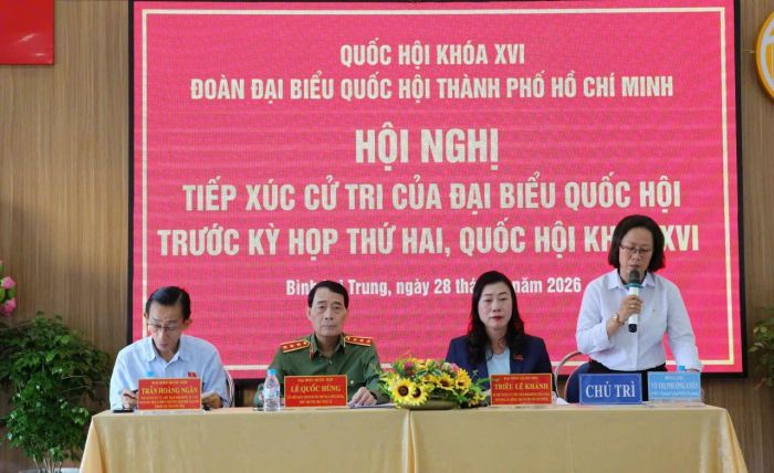 Tổ đại biểu Quốc hội TPHCM số 9 tiếp xúc cử tri