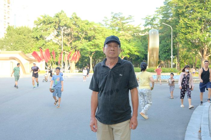 Ông Phạm Tiến Hải (70 tuổi) mong rằng tuyến phố sắp tới sẽ hiện đại và phát huy được các điểm mạnh của tuyến phố đi bộ khu vực hồ Hoàn Kiếm. Ảnh: PV