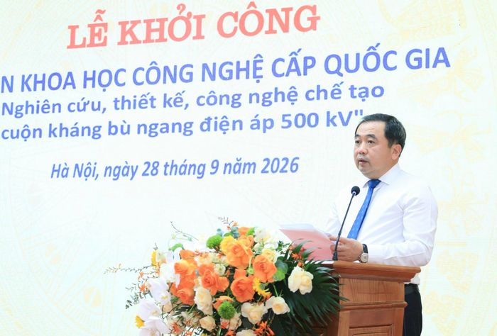 Bí thư Thành ủy Hà Nội Trần Đức Thắng phát biểu chỉ đạo tại buổi lễ. Ảnh Quang Thái