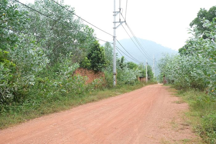 Khu vực thôn Phú Sơn, xã Kim Anh là nơi triển khai Dự án GPMB và xây dựng công trình bảo vệ đất quốc phòng Sư đoàn Bộ binh 312/Quân đoàn 12. Ảnh Sỹ Hào