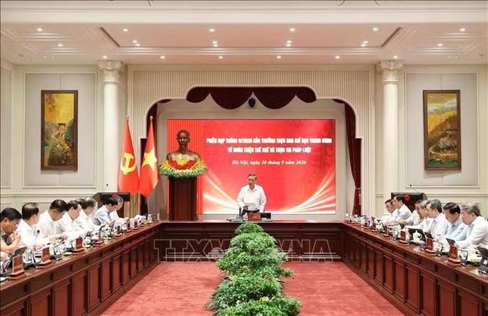 Tổng Bí thư, Chủ tịch nước Tô Lâm phát biểu chỉ đạo tại Phiên họp. Ảnh: TTXVN