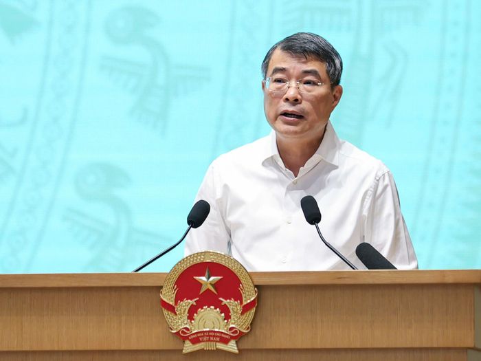 Thủ tướng Chính phủ Lê Minh Hưng phát biểu chỉ đạo tại phiên họp. Ảnh: Đoàn Bắc