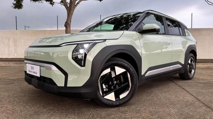EV3 có kích thước nhỏ hơn EV5