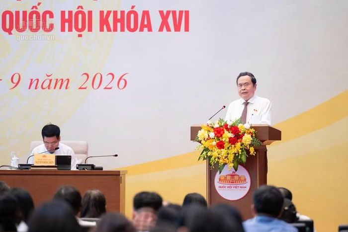 Chủ tịch Quốc hội nhấn mạnh: Phải bắt đầu từ chất lượng chính sách, không bắt đầu từ số lượng điều khoản. Ảnh: Media Quốc hội