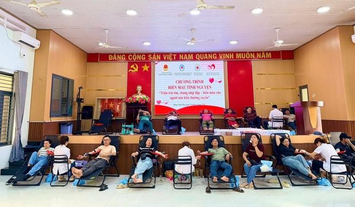 Chương trình hiến máu được triển khai liên tục ở Khánh Hòa. Ảnh: HH.