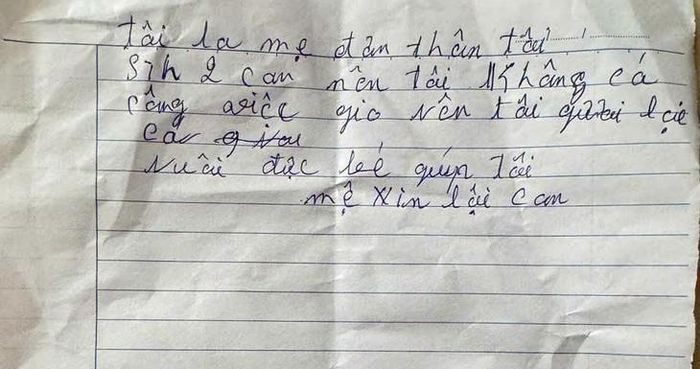 Cháu bé và lá thư để lại.