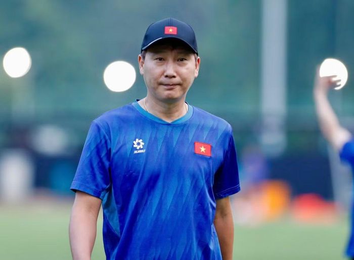 HLV Kim Sang Sik nói trận đấu với ĐT Thái Lan là cơ hội để ĐT Việt Nam hướng tới vị trí đầu bảng. Ảnh: VFF.