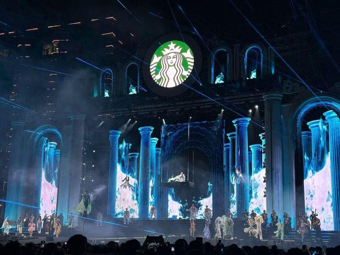 Sân khấu Starbucks Concert Music 2026.