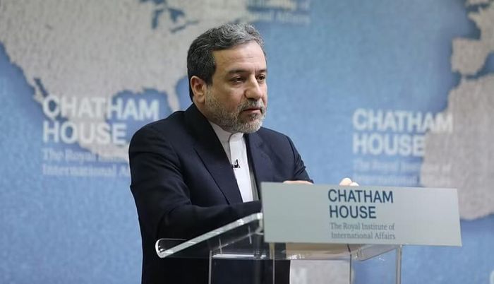 Ông cho biết Iran không quan tâm tới cuộc bầu cử giữa nhiệm kỳ của Mỹ mà tập trung vào lợi ích quốc gia, đồng thời khẳng định Tehran sẵn sàng đàm phán nếu có cơ sở phù hợp.
